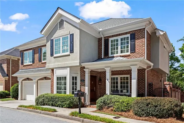 Popular Fairway Gardens Real Estate