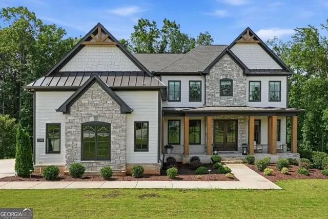 Expensive Grand Reserve Real Estate