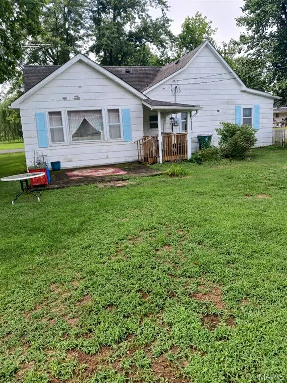 Popular Clarence Real Estate