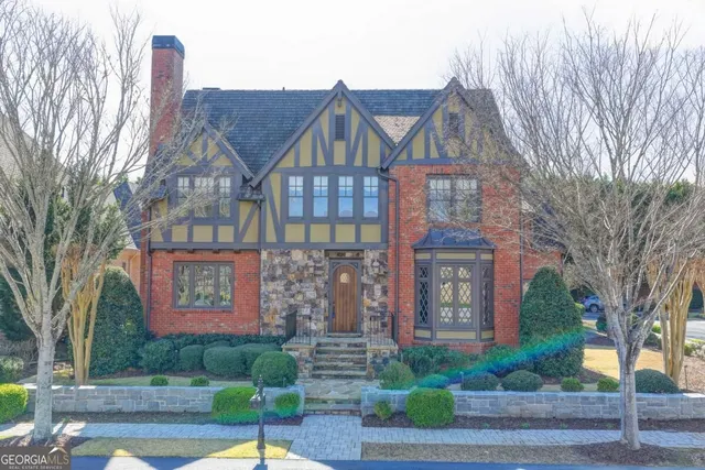Cheap River District Real Estate