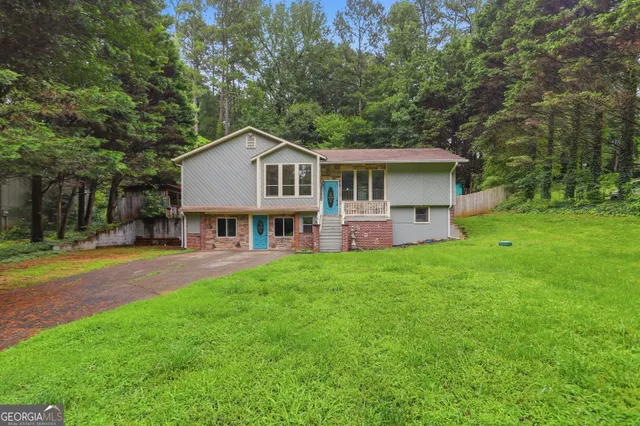 Popular FAIRFAX Real Estate