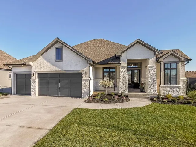 Popular Kansas City Real Estate