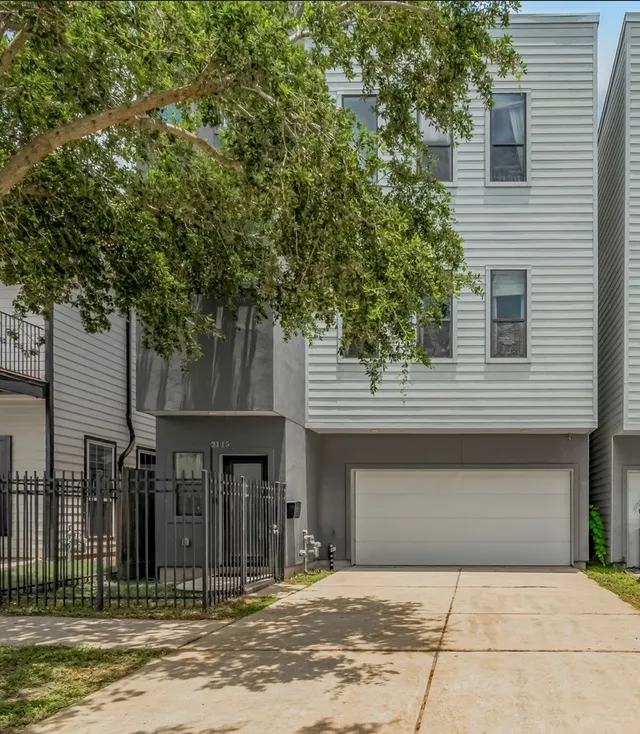 Popular Hadley Terrace Sub Real Estate