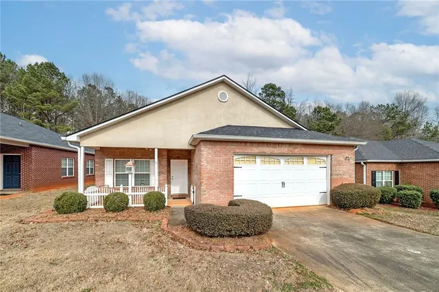 Popular Amber Ridge Real Estate