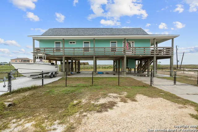 Popular Holiday Beach Real Estate