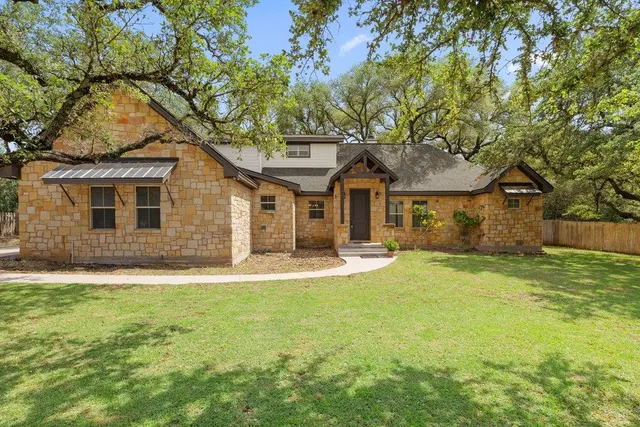 Popular Oak Forest Real Estate