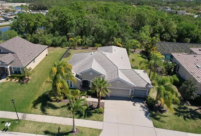 Popular HARBOUR ISLES PH 1 Real Estate