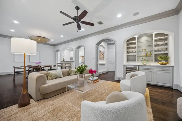 Popular Nantucket Manor Rep 01 Real Estate