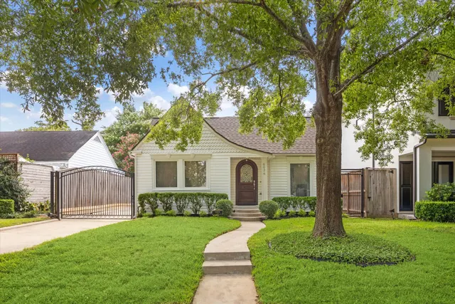 Popular Virginia Court Real Estate