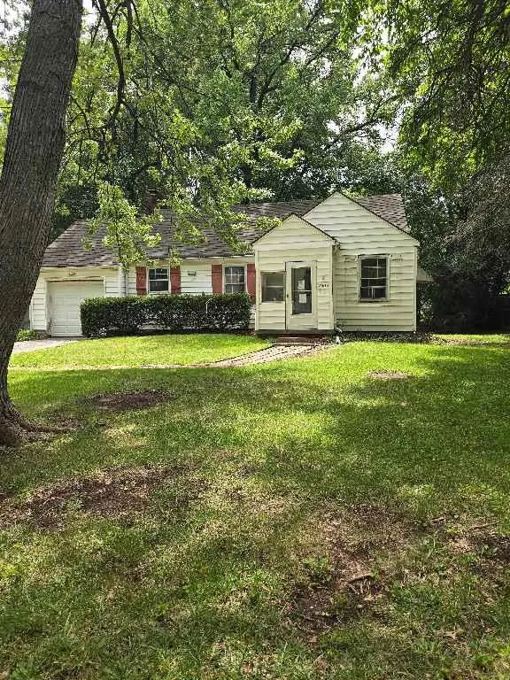 Popular Granthurst Real Estate