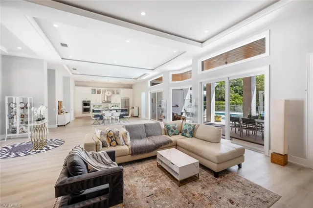 Popular QUAIL WOODS ESTATES Real Estate