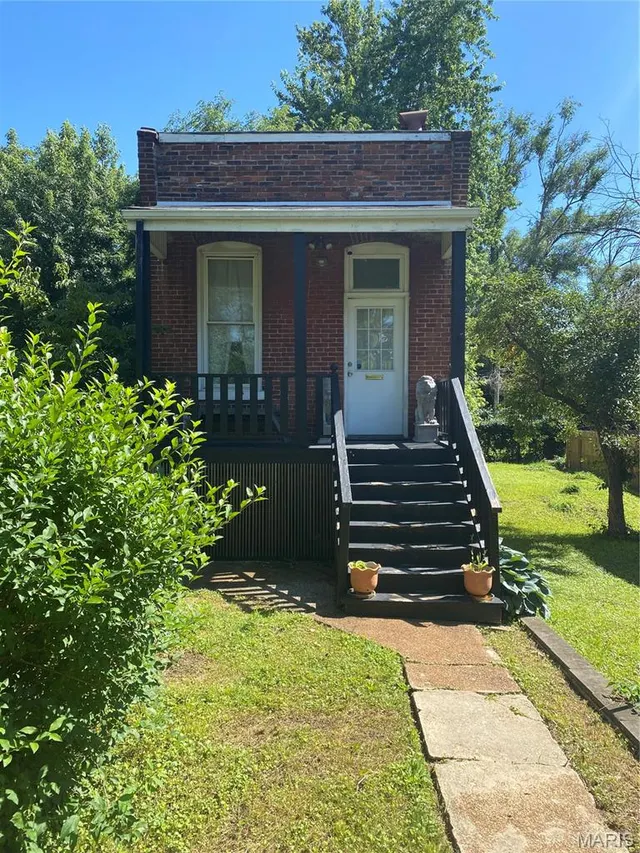 Popular Allens Western Add Real Estate