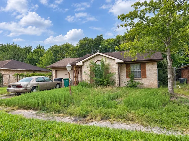 Popular Kennedy Heights Sec 02 Real Estate