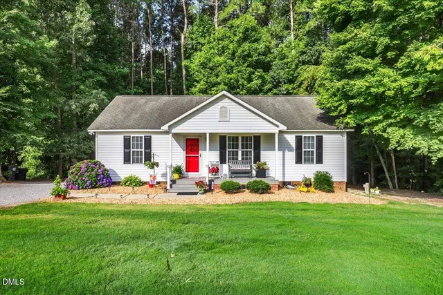 Popular Lockwood Forest Real Estate