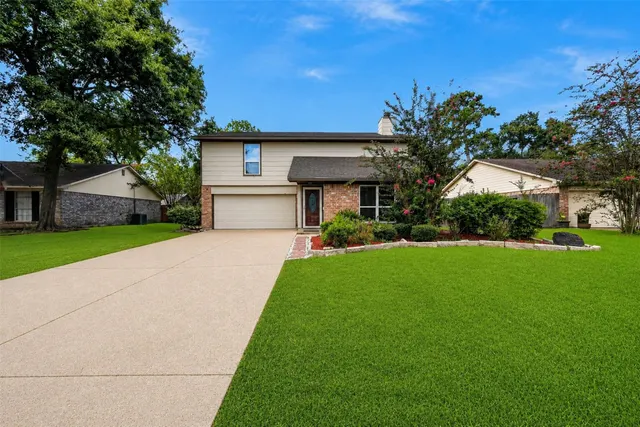 Popular Elm Grove Village Sec 01 Real Estate