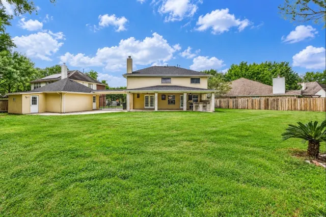 Popular Teal Run Sec 02 Real Estate