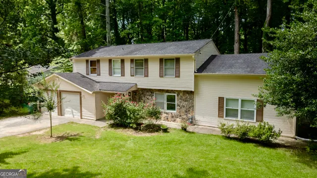 Expensive Rockbridge Xing Real Estate