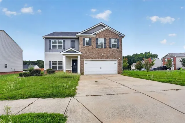 Popular FEAGIN WOODS Real Estate
