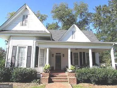 Popular Arlington Real Estate
