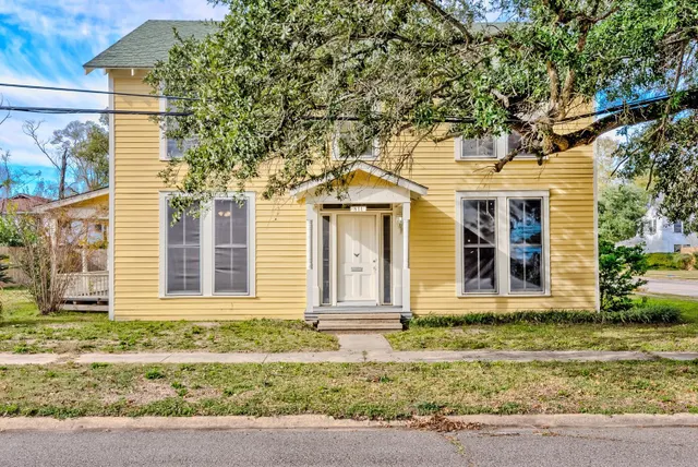 Popular Sheldon Real Estate