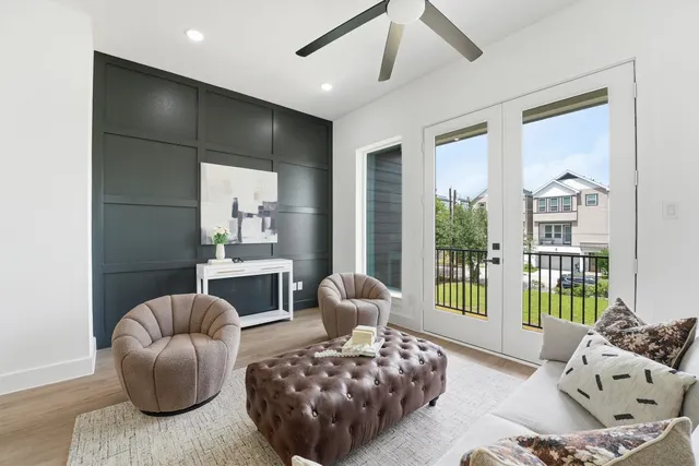 Popular Chapter at Bastrop Real Estate