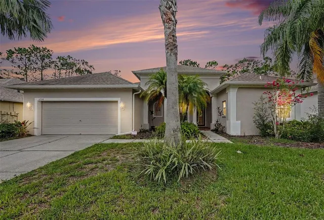 Popular WESTWOOD LAKES PH 1A Real Estate