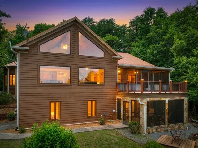 Popular Garrett Cove Real Estate