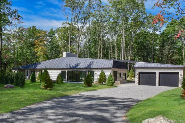 Expensive Stone Ridge Real Estate