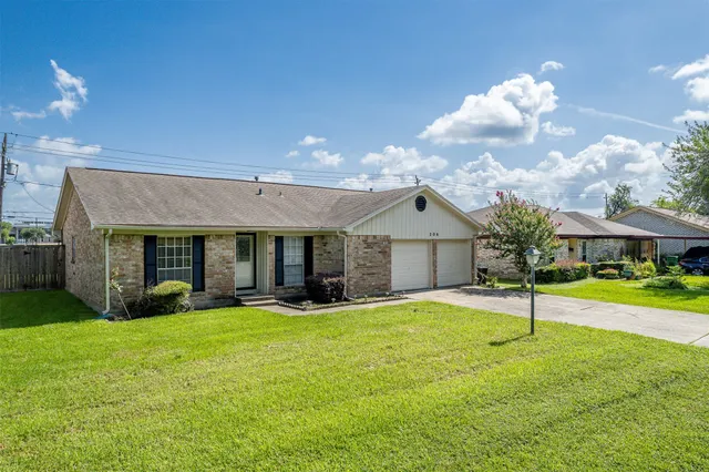 Popular Glen Arbor Sec 06 Real Estate