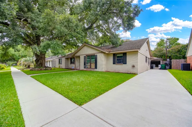 Popular Wildwood Sec 02 Real Estate
