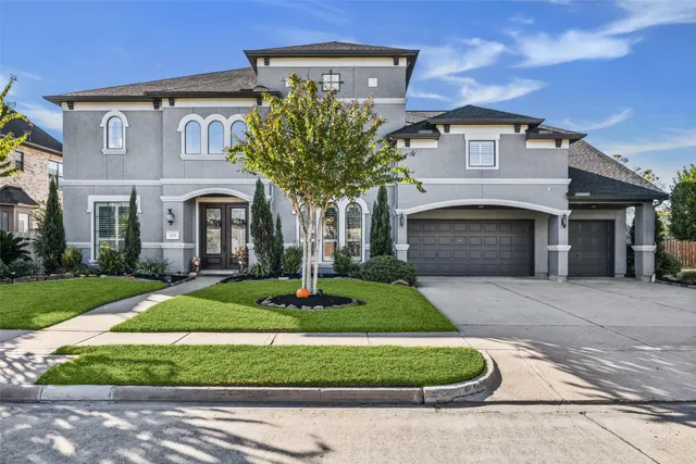 Expensive SHADOW CREEK RANCH Real Estate