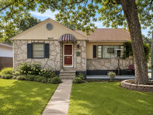 Popular Freeman Grove Real Estate