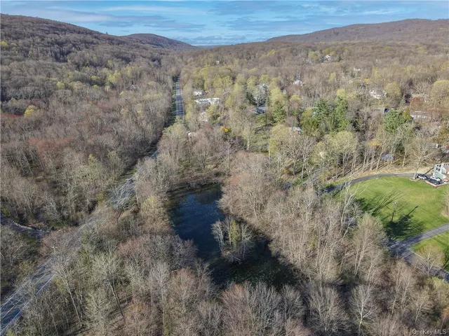 Old Dutch Hollow Road, Greenwood Lake NY 10925