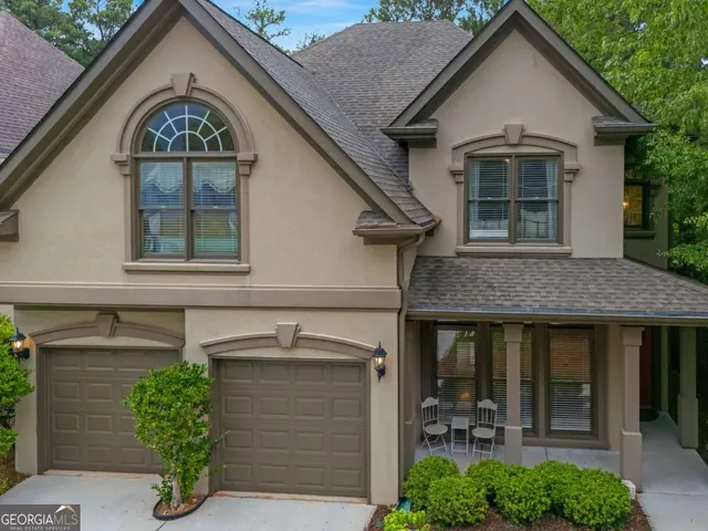 Popular Planters Walk Real Estate