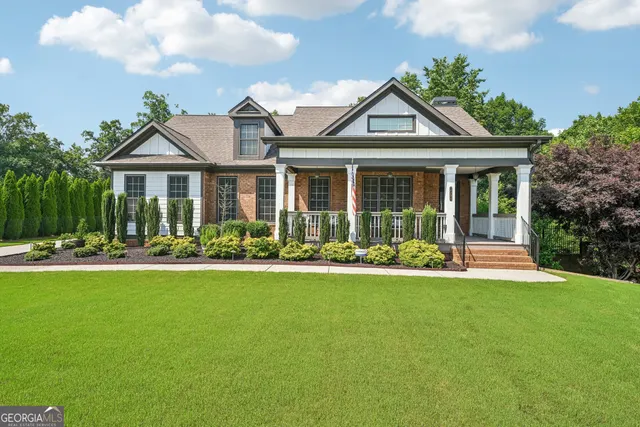 Popular Governor's Preserve Real Estate