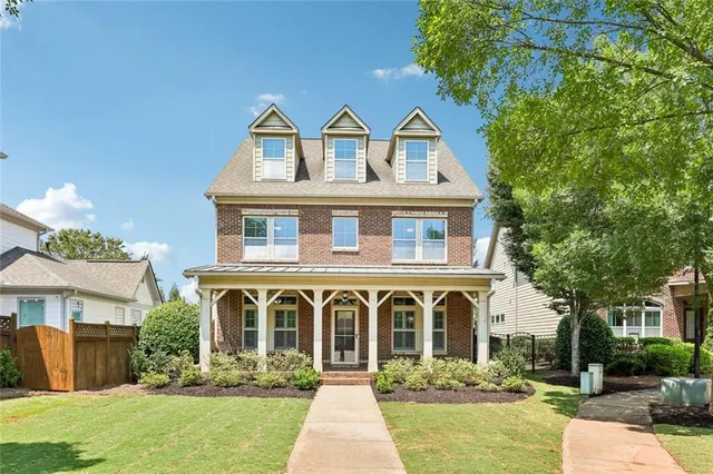 Popular CRABAPPLE Real Estate