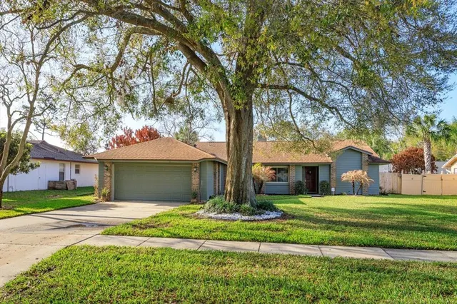 Popular SILVER WOODS PH 01 Real Estate
