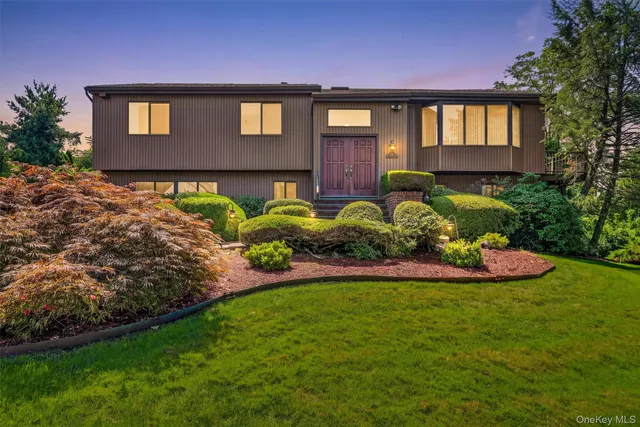 Popular Wykagyl Estates Real Estate