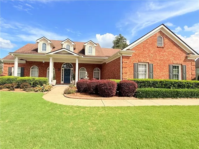 Popular Spring Arbor Crossing Real Estate