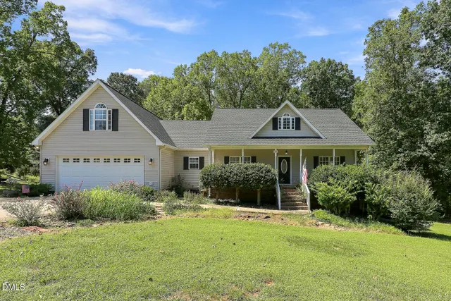 Popular Laura Hills Real Estate