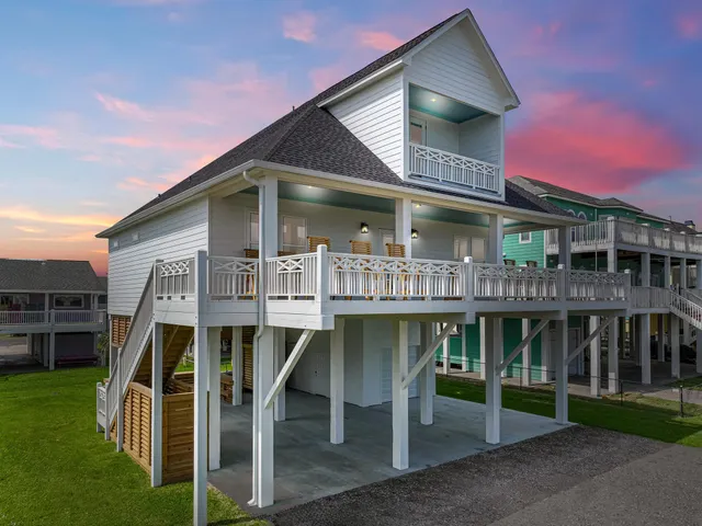 Popular Sandpiper Beach Real Estate