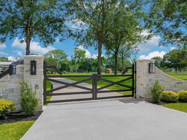 Popular Kinkaid Farms Real Estate