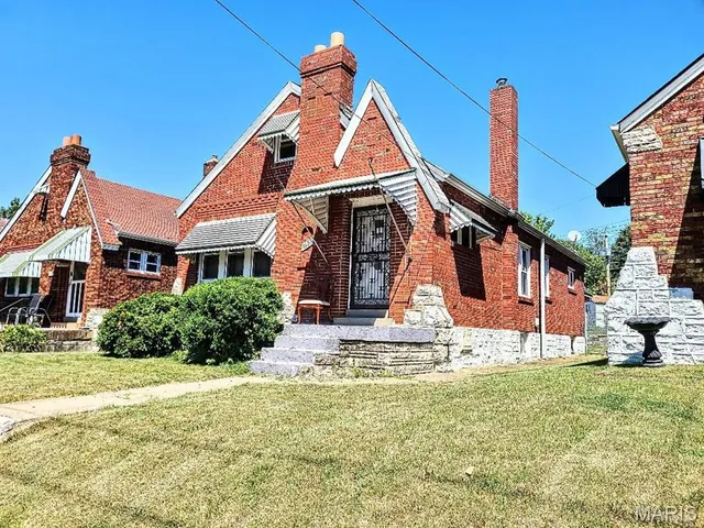 Popular Northwest Park Add Real Estate