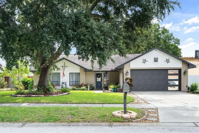 Popular COUNTRY PLACE WEST UNIT I Real Estate