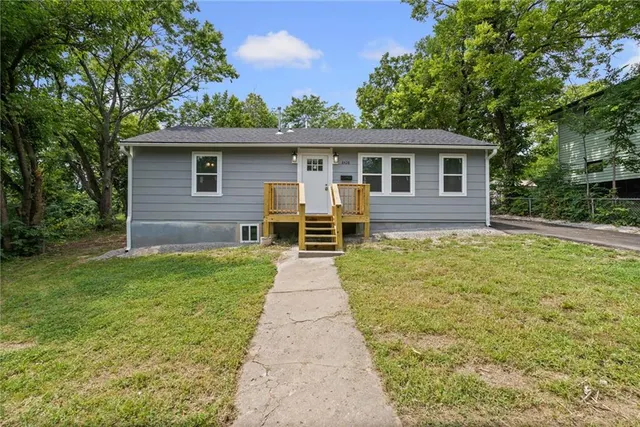 Popular Marlborough Orchard Real Estate