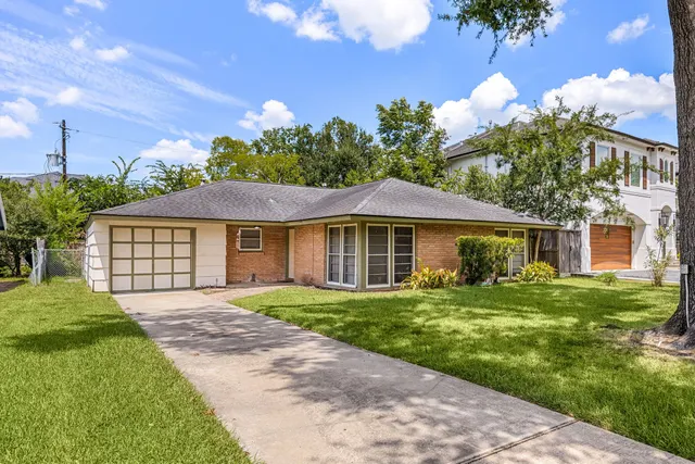 Popular Peaceful Valley Real Estate