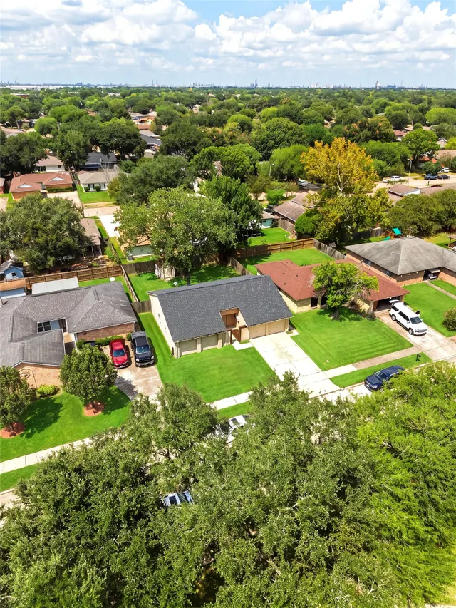 Popular La Porte Real Estate
