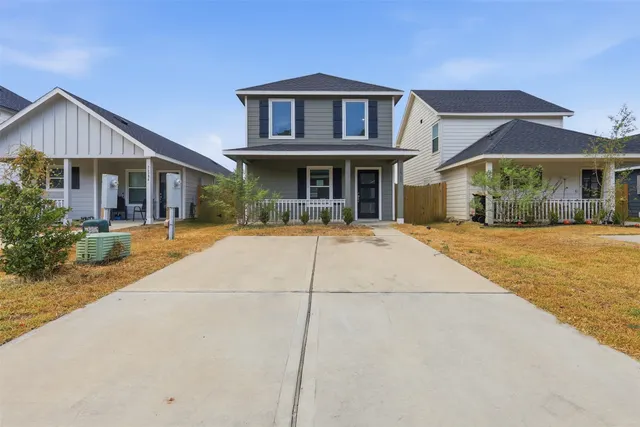 Cheap Marie Vlg Sec 2 Real Estate