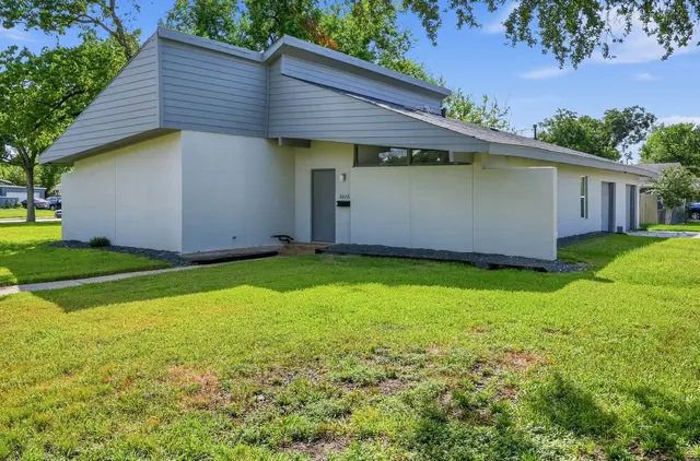 Popular Almeda Plaza Sec 02 Real Estate