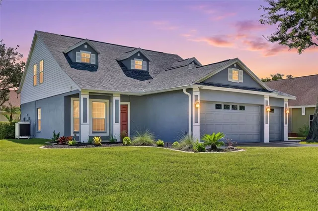 Popular OAK TRACE Real Estate